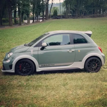 Spoiler Anteriore per 695 70° Anniversario