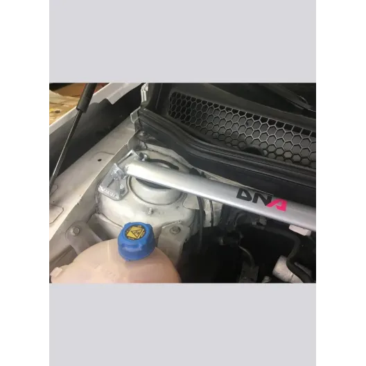 Kit barra duomi anteriore DNA Racing per Alfa Romeo Giulietta