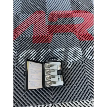 Anti-theft bolts 500 595 abarth M12 x 1.25 FOR RIM WITHOUT SPACERS