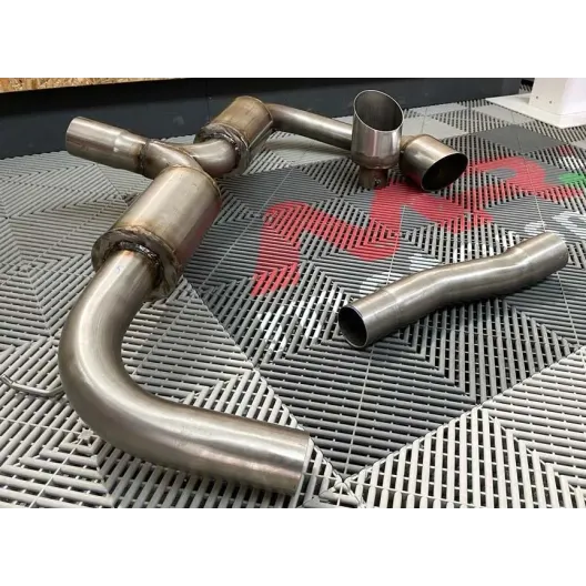 Silenced Terminal Alfa Romeo Giulietta 1400