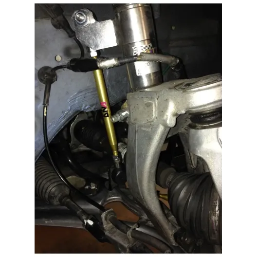 DNA Racing front sway bar tie rods on uniball