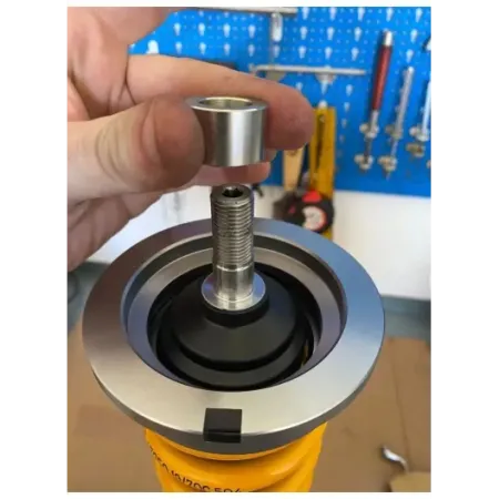 DNA Racing kit top mount anteriore regolabile su uniball