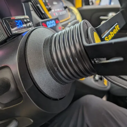 Luisi mozzo per volanti sportivi Abarth 500 e derivate