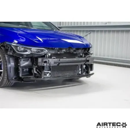 Intercooler frontale maggiorato AIRTEC completo di tubazioni per VW Golf mk8 GTI/R - Audi A3/S3 8Y - ATINTVAG45