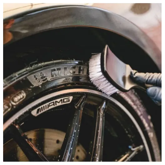 Wheel & Tyre Cleaner - Maniac Line For Car Detailing 1L