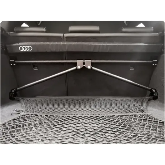 RacingLine "K-Bar" barra di rinforzo telaio baule in carbonio Audi A3/S3 8V/8Y ed RS3 8V/8Y 3 porte/Sportback/Sedan