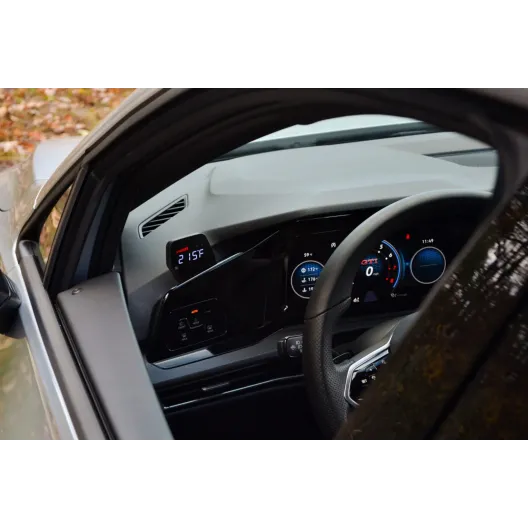 P3 Gauges Digital Air Vent Gauge VW Golf mk8 GTI