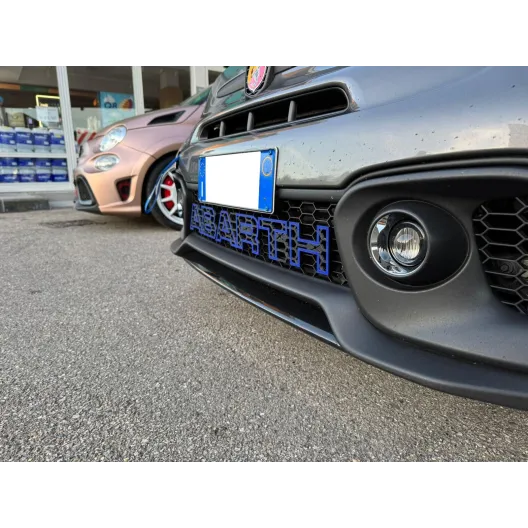 Scritta ABARTH griglia anteriore Restyling 595-695
