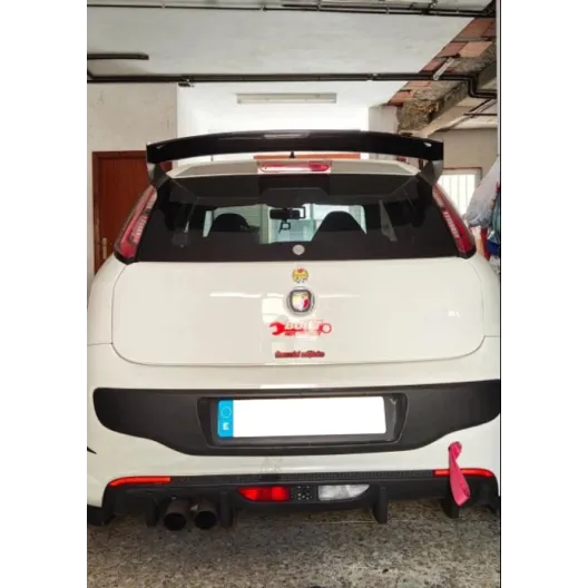 Track Car Aero alettone/spoiler Abarth Grande Punto / Punto Evo (carbonio o vetroresina)