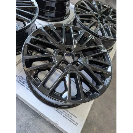 Genuine Jeep Compass 'S' Version Black Alloy Wheels – 19-inch